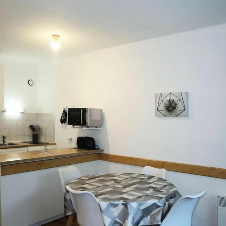Apartment Les Carlines - Equipe Pour 4 Personnes Vue Pistes Mae-2304 Le Melezet